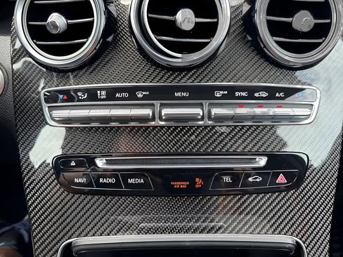 Used 2018 Mercedes-Benz GLC 43 AMG 4MATIC image 19