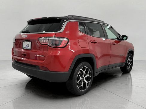 Used 2025 Jeep Compass Limited AWD/4WD image 19