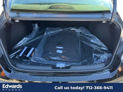 New 2025 Hyundai Elantra Sport image 8