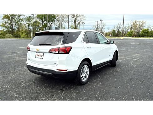 Used 2024 Chevrolet Equinox LT FWD image 9