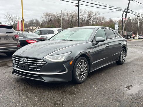 Used 2022 Hyundai Sonata SEL image 1