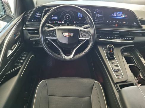 Used 2023 Cadillac Escalade Sport AWD/4WD image 16