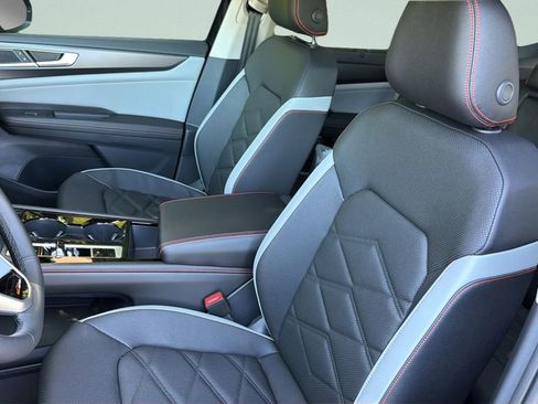 New 2026 Volkswagen Atlas Peak Edition AWD/4WD image 27