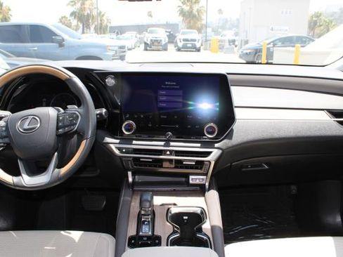 Certified 2024 Lexus RX 350 Premium w/ Convenience Package FWD image 10