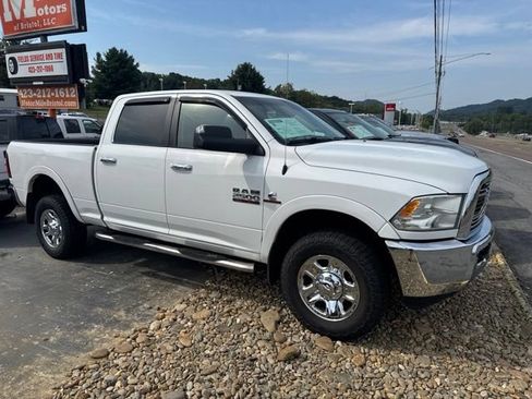 Used 2014 RAM 2500 SLT AWD/4WD image 1