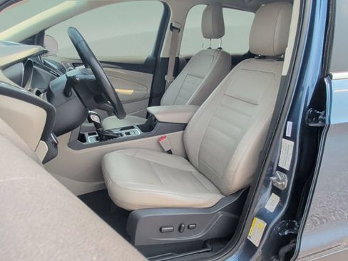 Used 2018 Ford Escape SEL w/ Ford Safe & Smart Package FWD image 15