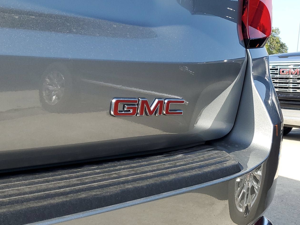 New 2026 GMC Yukon Denali RWD image 7