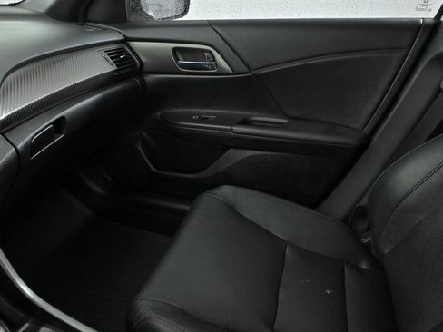 Used 2017 Honda Accord Sport Special Edition image 31