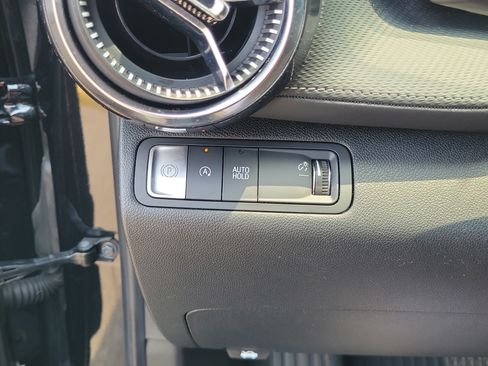 Used 2025 Chevrolet Equinox LT w/ Safety and Technology Package FWD image 20
