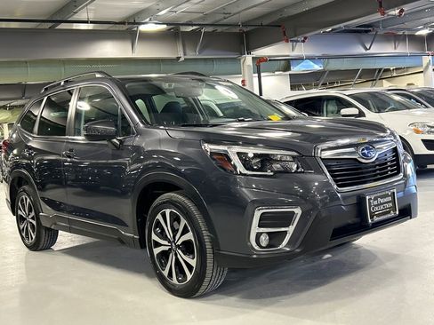 Used 2021 Subaru Forester Limited image 1