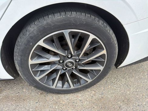 Used 2020 Hyundai Sonata Limited FWD image 22