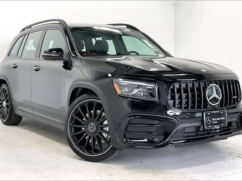 New 2026 Mercedes-Benz GLB 35 AMG 4MATIC image 1