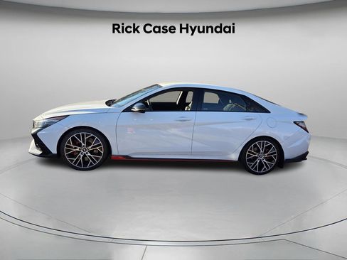 Used 2022 Hyundai Elantra N w/ Preferred Accessory Package image 3