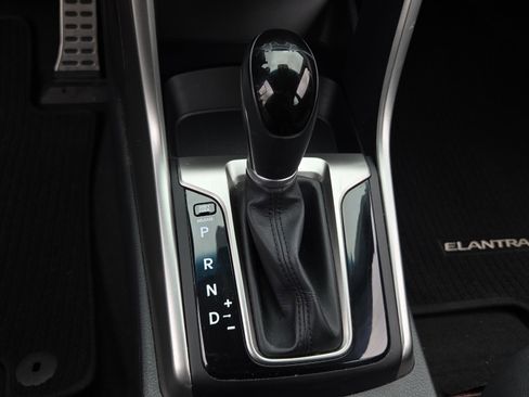 Used 2016 Hyundai Elantra GT w/ Option Group 03 FWD image 22