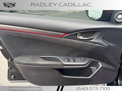 Used 2019 Honda Civic Type R image 5