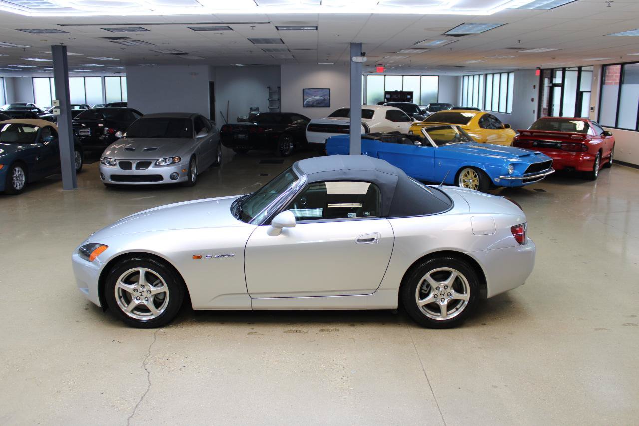 Used 2002 Honda S2000 image 16