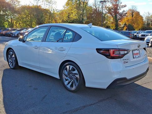 Used 2023 Subaru Legacy Limited image 4