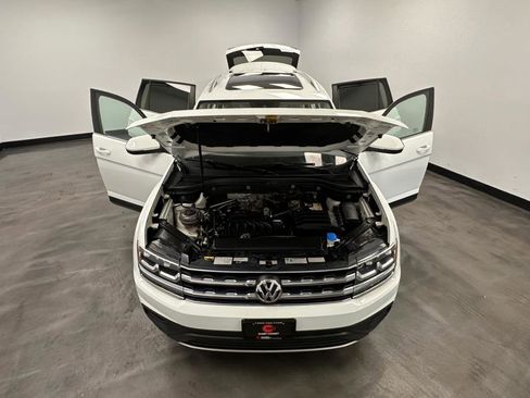 Used 2019 Volkswagen Atlas SE w/ Panoramic Sunroof Package image 56