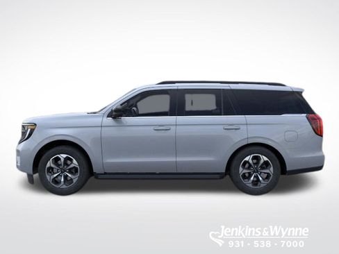 New 2026 Ford Expedition Active RWD image 3