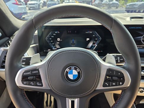Used 2026 BMW X7 M60i AWD/4WD image 26