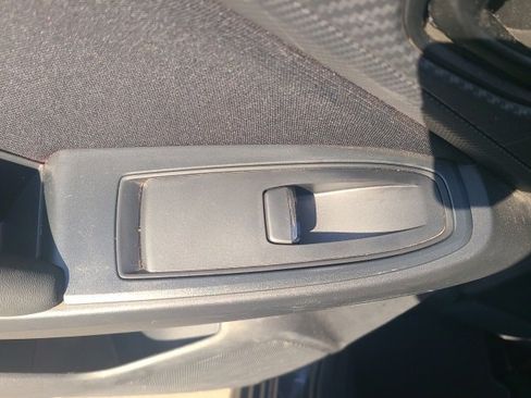 Used 2023 Subaru Crosstrek 2.0i image 15