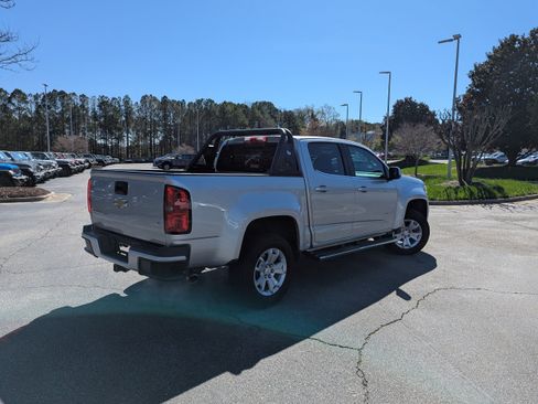 Used 2018 Chevrolet Colorado LT w/ LT Convenience Package image 5