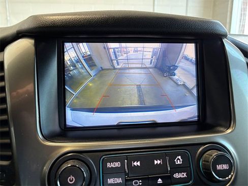 Used 2018 Chevrolet Tahoe LT w/ Luxury Package image 25