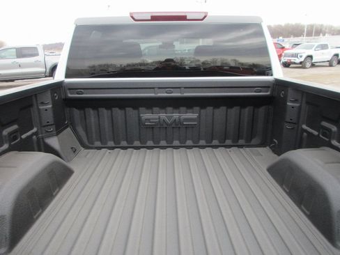 New 2026 GMC Sierra 1500 SLE AWD/4WD image 8