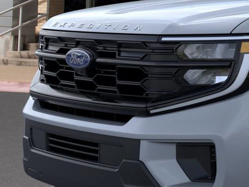 New 2025 Ford Expedition Max Active image 19