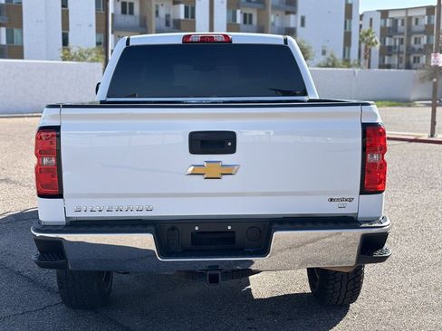 Used 2017 Chevrolet Silverado 1500 LT w/ Trailering Package image 5