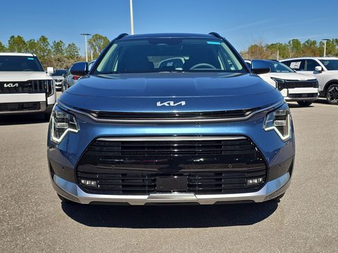 New 2026 Kia Niro SX Touring image 3