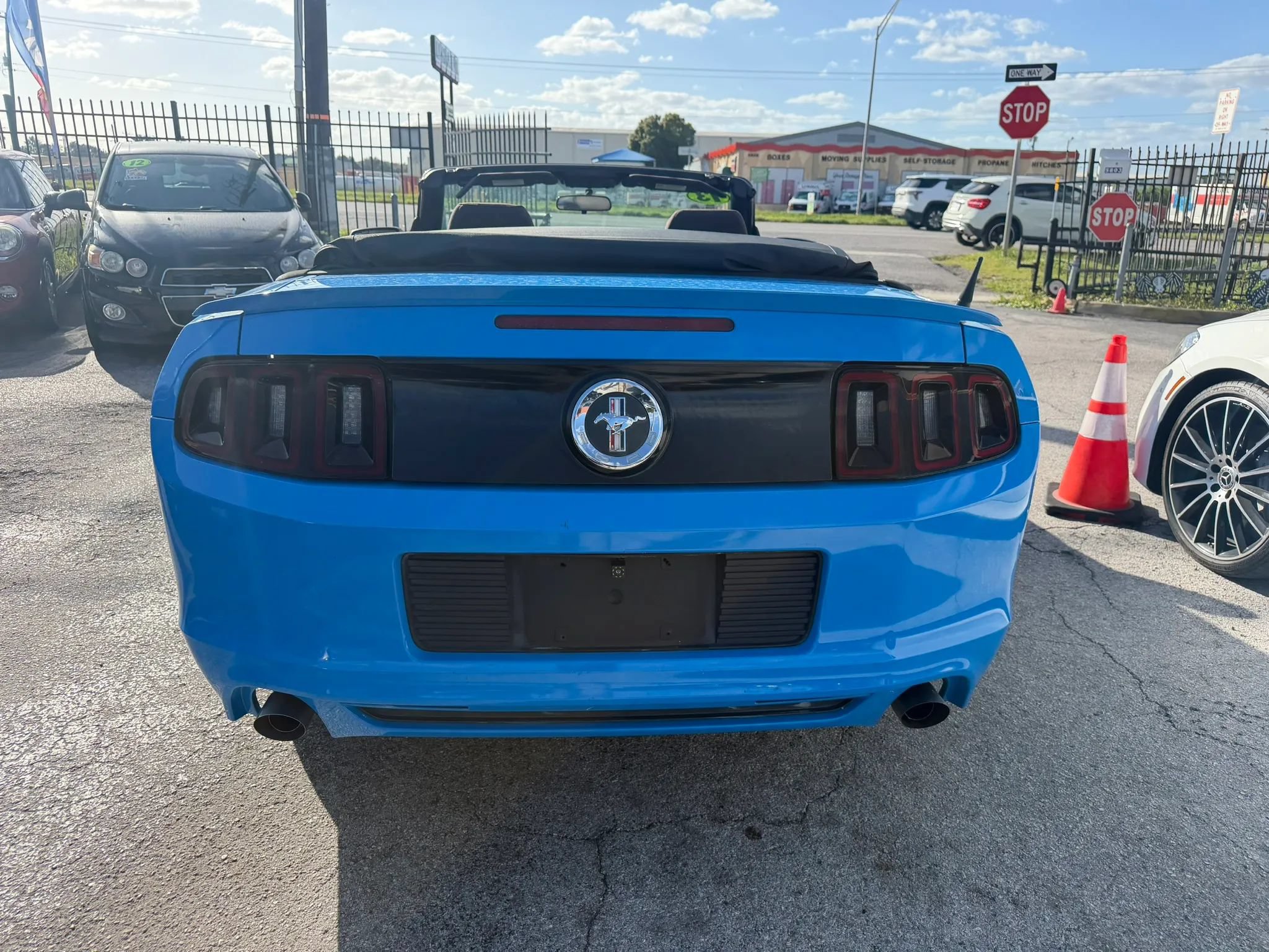 Used 2013 Ford Mustang Convertible RWD image 8