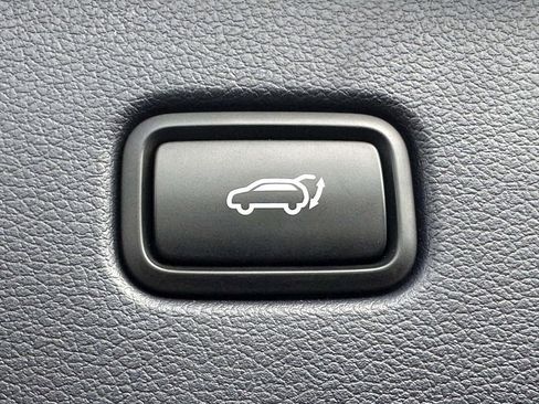 Used 2022 Hyundai Palisade Calligraphy w/ Cargo Package image 12