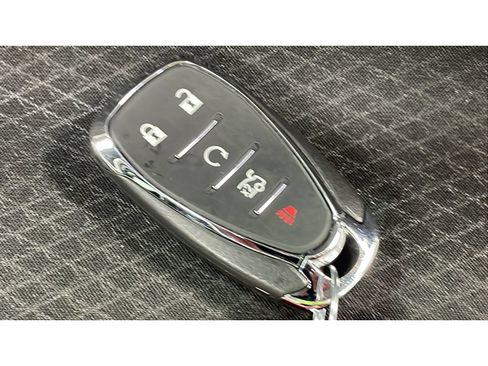 Used 2021 Chevrolet Malibu LT FWD image 19