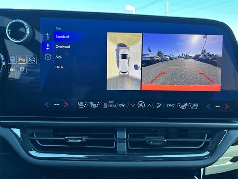 New 2025 Chevrolet Equinox EV RS image 22