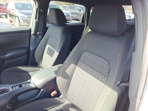 Certified 2024 Honda HR-V Sport image 5