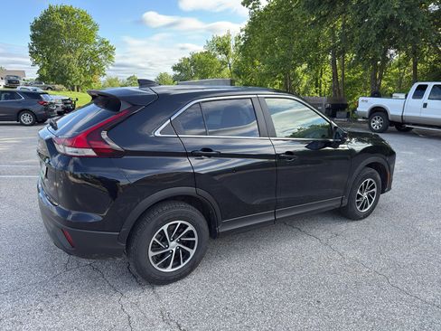 Used 2022 Mitsubishi Eclipse Cross ES AWD/4WD image 5
