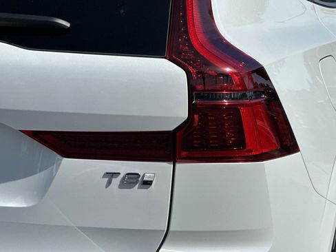 New 2026 Volvo XC60 T8 Ultra w/ Climate Package AWD/4WD image 7