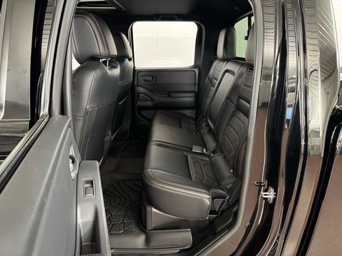 Used 2026 Nissan Frontier PRO-4X w/ Pro Premium Package image 27