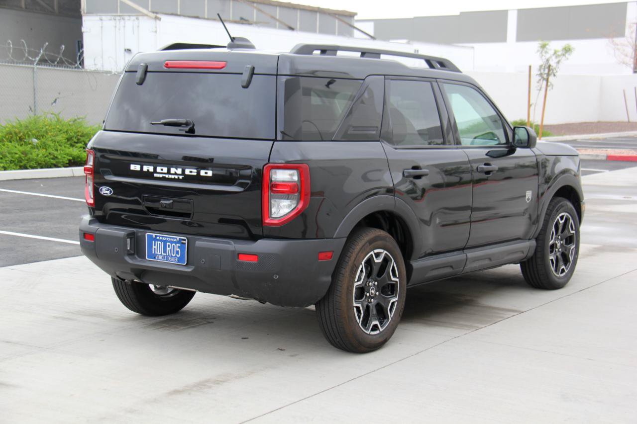 Used 2026 Ford Bronco Sport Outer Banks AWD/4WD image 5