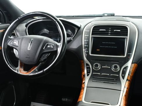 Used 2016 Lincoln MKX Reserve w/ Climate Package AWD/4WD image 8