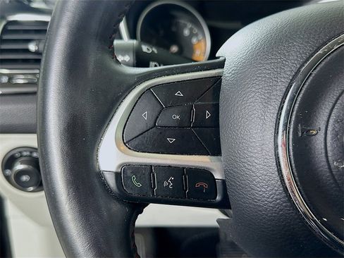 Used 2018 Jeep Compass Limited image 19