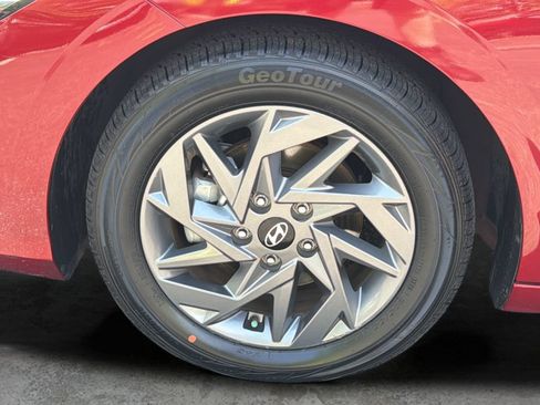 Certified 2024 Hyundai Elantra SEL FWD image 45