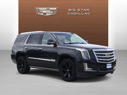 Used 2019 Cadillac Escalade Premium Luxury AWD/4WD image 7