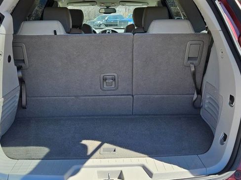 Used 2017 Buick Enclave Leather FWD image 7