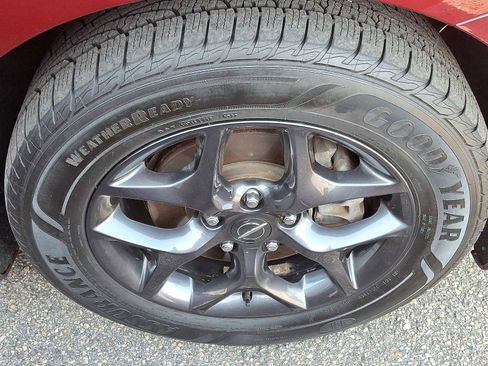 Used 2019 Chrysler Pacifica Touring-L Plus w/ Advanced Safetytec Group image 5