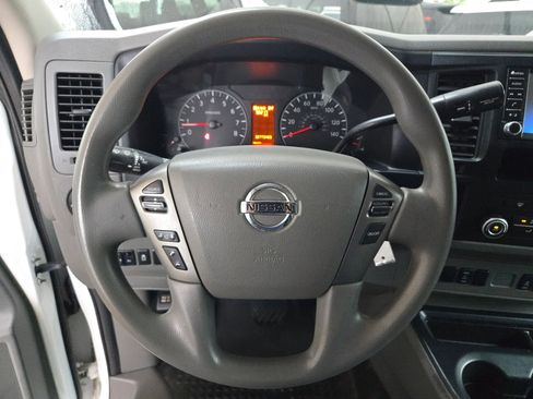 Used 2021 Nissan NV 2500 SV RWD image 22
