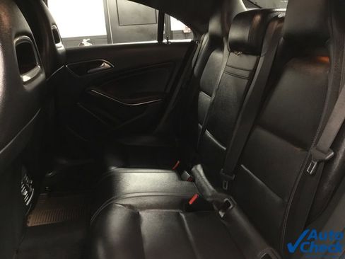 Used 2019 Mercedes-Benz CLA 250 4MATIC image 30