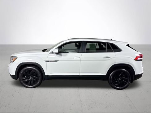 Certified 2023 Volkswagen Atlas Cross Sport SE w/ Panoramic Sunroof Package image 9