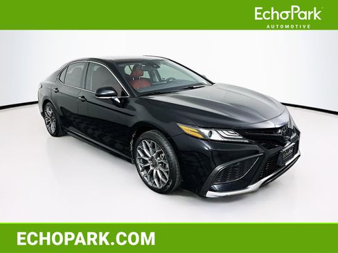 Used 2021 Toyota Camry XSE FWD image 1